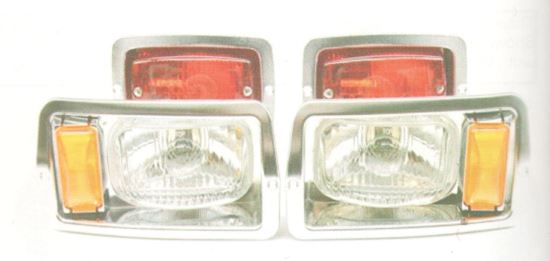 Picture of Halogen Light Kit with Chrome Bezels for Club Car DS 1982-1992 Old Style Body